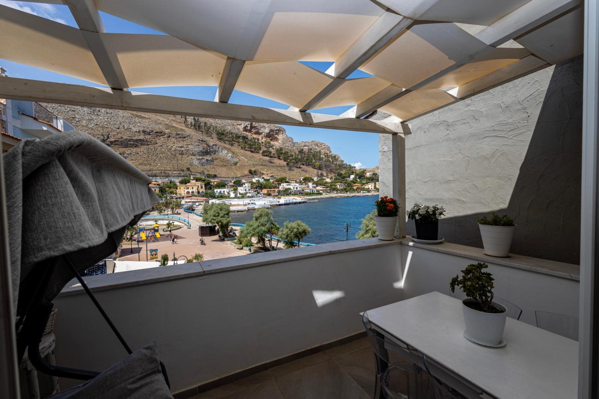 La Piazzetta A Mare Holiday House Сферракавалло Екстер'єр фото